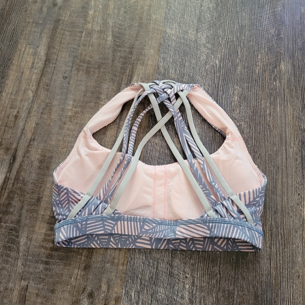 Lululemon Leaf Bra - image 2